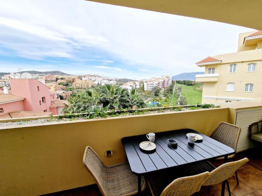 Royal Golf View: 2Br, Pools & Ac Apartment Sitio de Calahonda Exterior photo