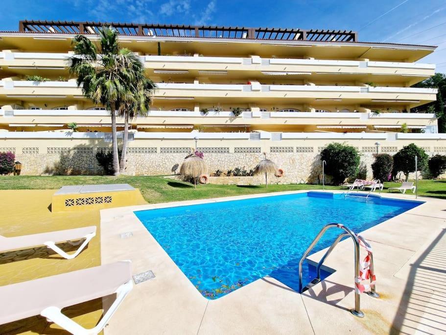 Royal Golf View: 2Br, Pools & Ac Apartment Sitio de Calahonda Exterior photo