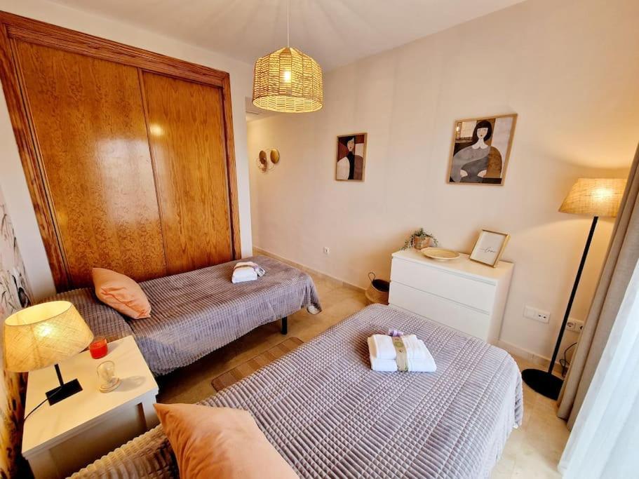 Royal Golf View: 2Br, Pools & Ac Apartment Sitio de Calahonda Exterior photo