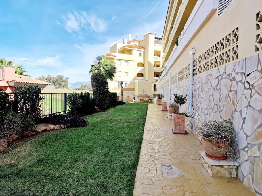 Royal Golf View: 2Br, Pools & Ac Apartment Sitio de Calahonda Exterior photo